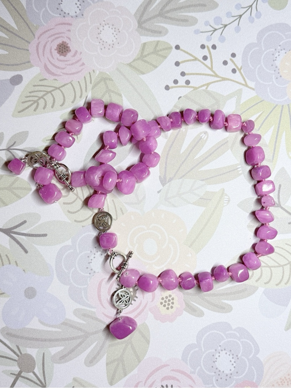 Handcrafted Pink Beaded Bracelet with Silver-Tone Toggle